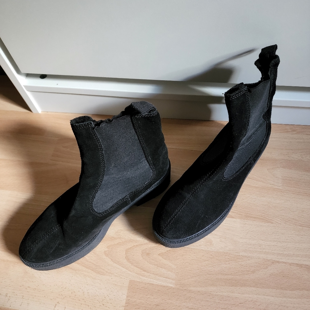 Fall boots - Picture 3 of 4
